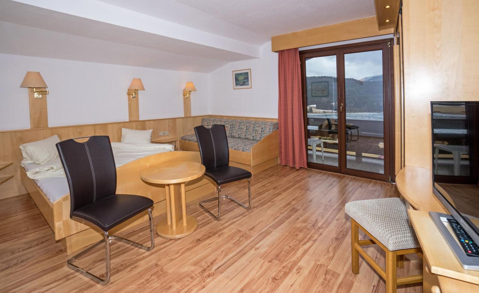 Haus Stampfer Hotel Weissensee Room photo