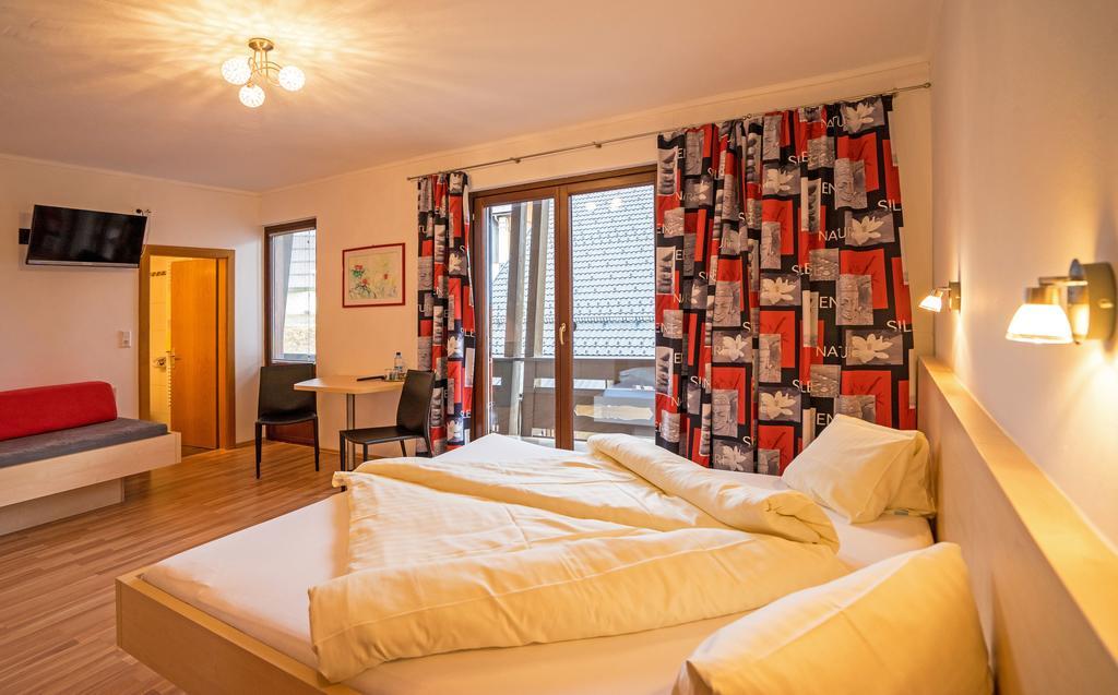 Haus Stampfer Hotel Weissensee Exterior photo