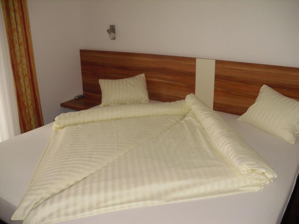 Haus Stampfer Hotel Weissensee Room photo